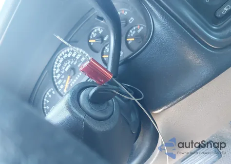 2006 Chevrolet Silverado 1500 Ls z USA, uszkodzony, nr VIN 1GCEC14X16Z118671